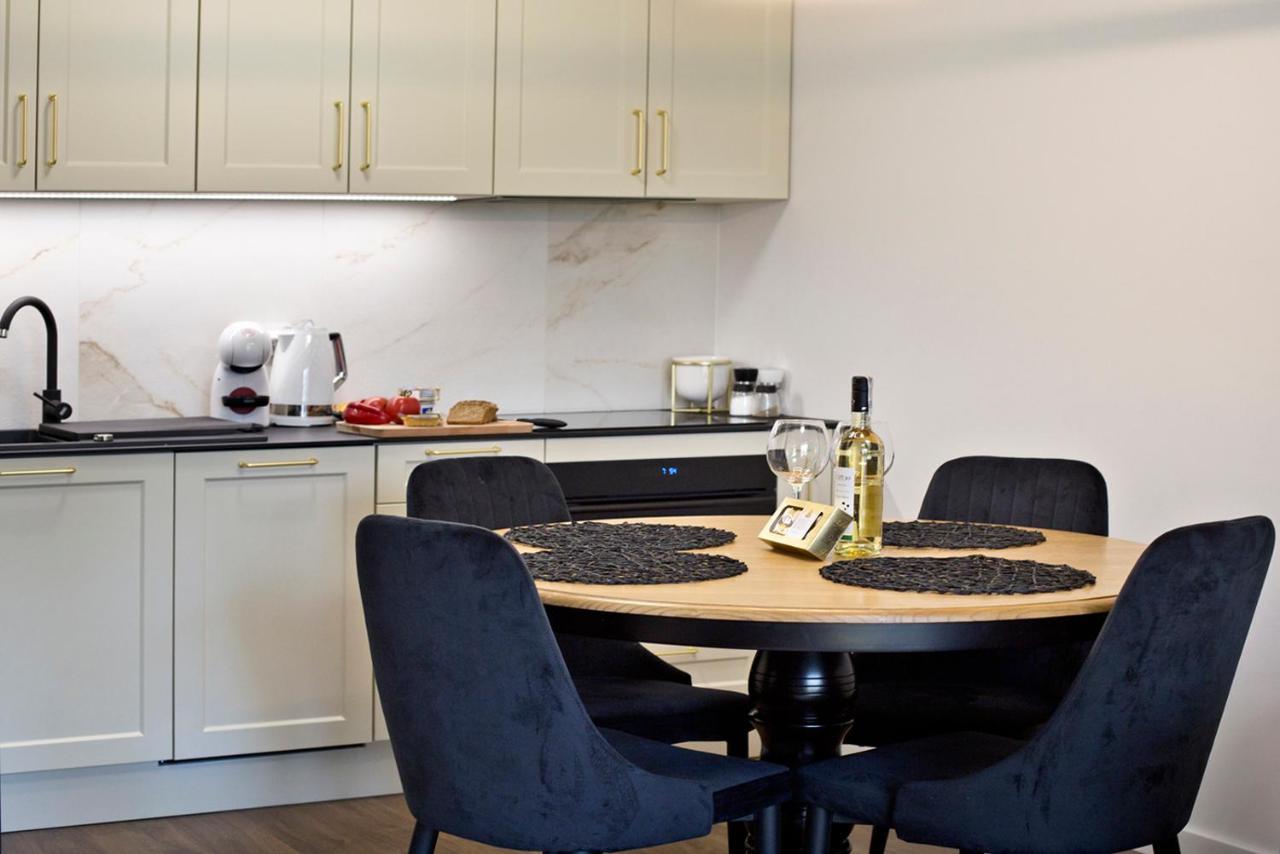 Marina Mokotow P&O Serviced Apartments Варшава Экстерьер фото